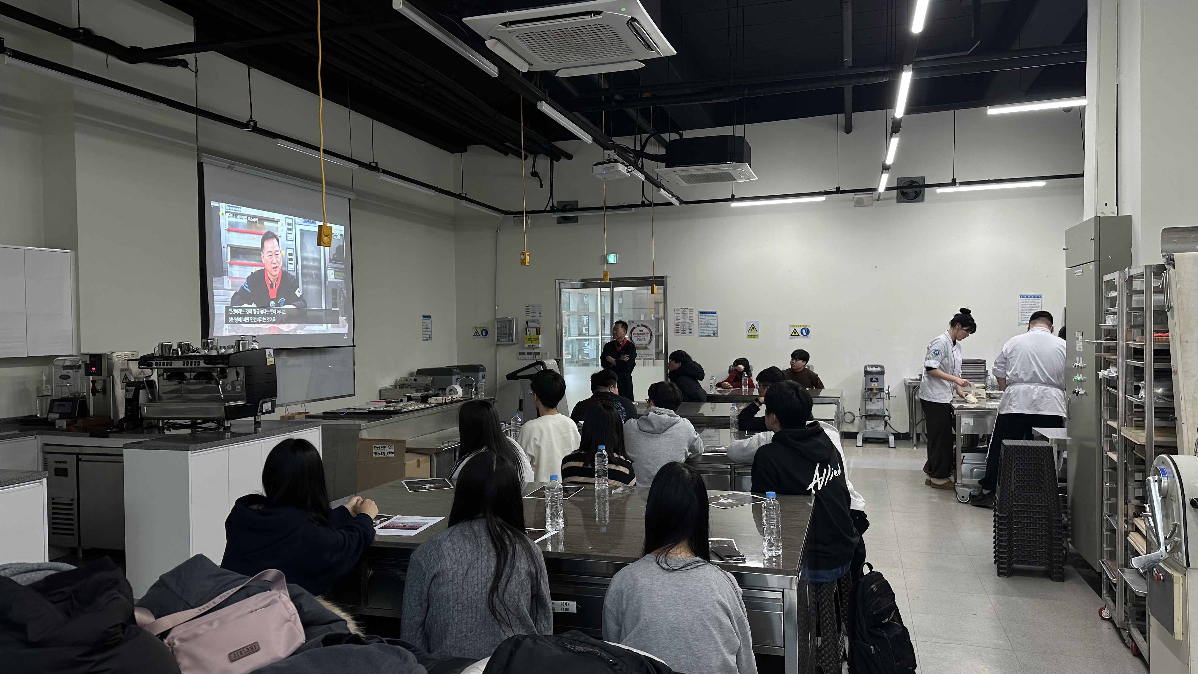 KakaoTalk_20251210_145520195_03